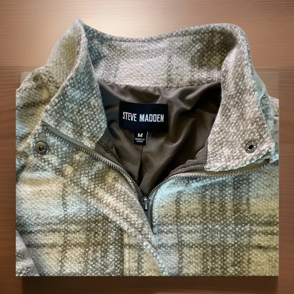 Steve Madden Women's Gray Plaid Collared Zip/Snap Jacket w/ Pockets M - Picture 2 of 13
